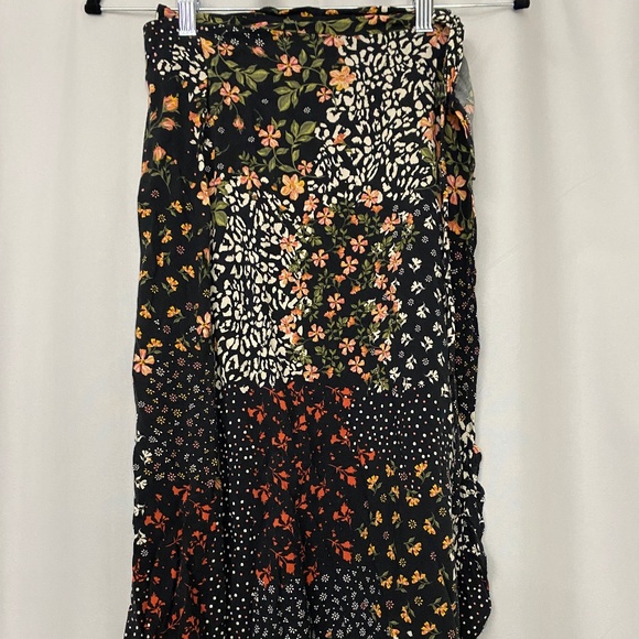Floral Midi Wrap Skirt - Picture 1 of 3